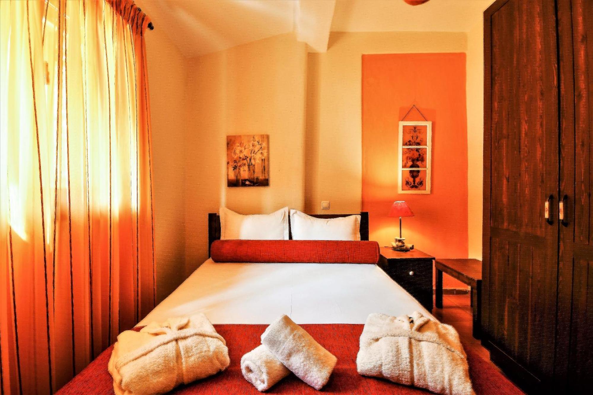 Guesthouse Amanitis Caesarea Skiti Bagian luar foto