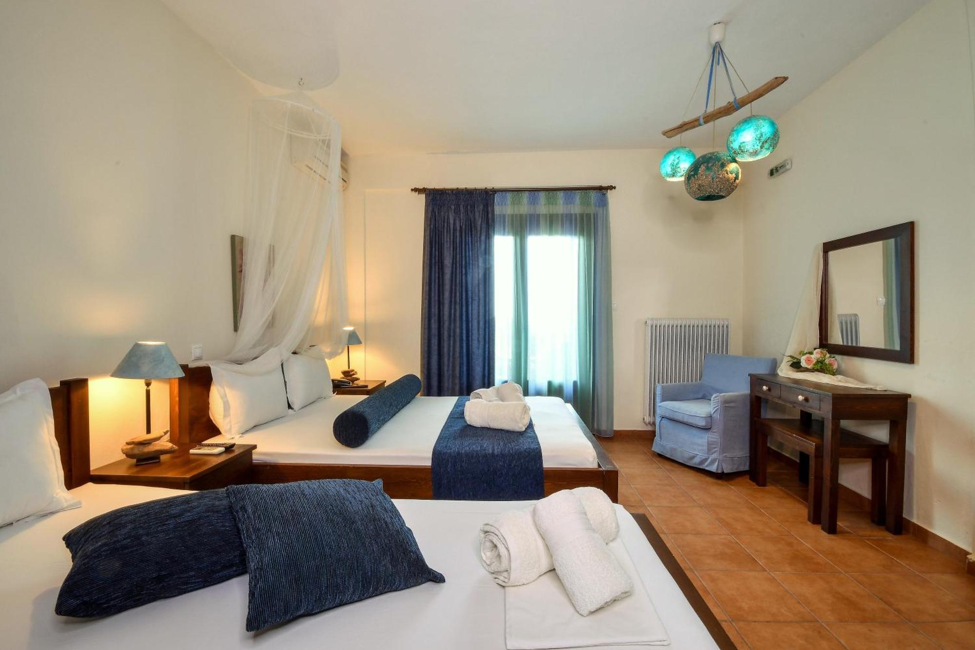 Guesthouse Amanitis Caesarea Skiti Bagian luar foto